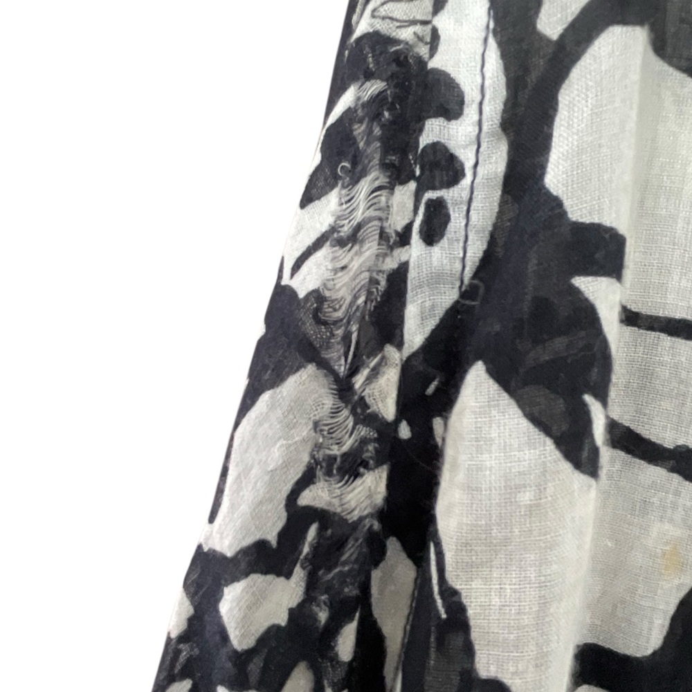 Gucci Monochrome Floral Shirt - Picture 5 of 14